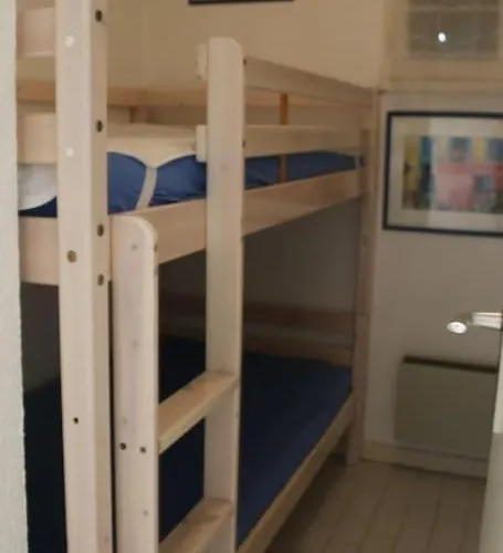 801, Tennis Village * Agde